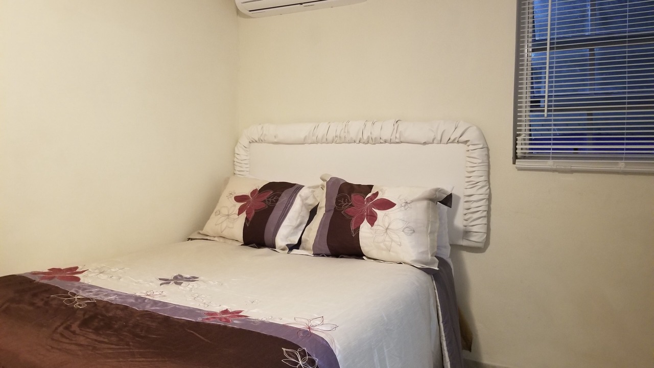 Photo of Bedroom in Nassau