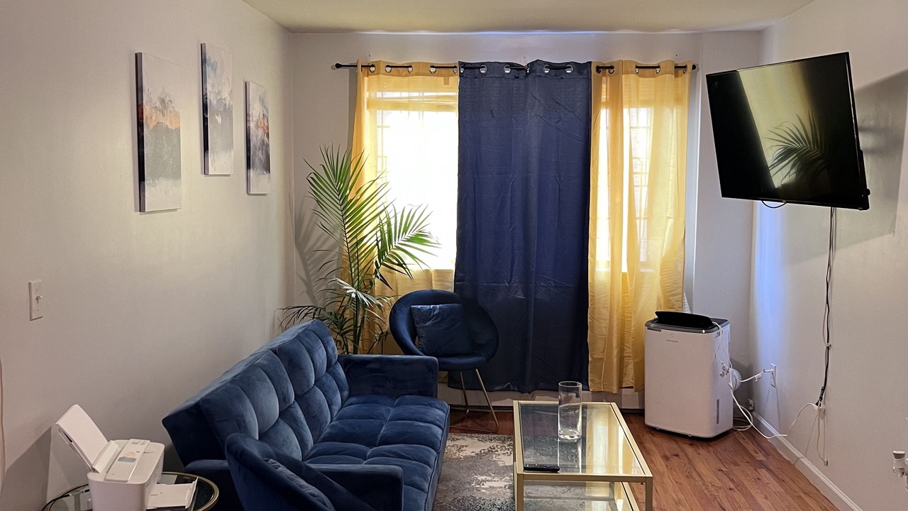 Photo of Livingroom in Williamsbridge