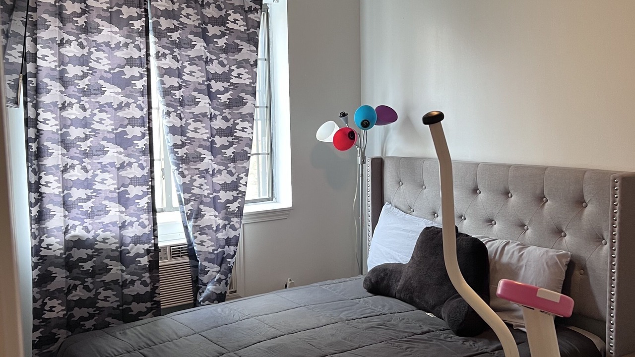 Photo of Bedroom in Williamsbridge