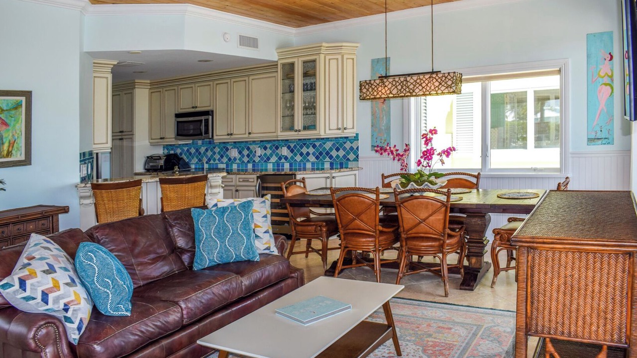 Photo of Livingroom in Treasure Cay