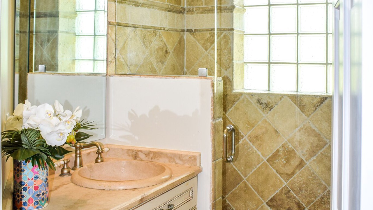 Photo of Bathroom in Treasure Cay