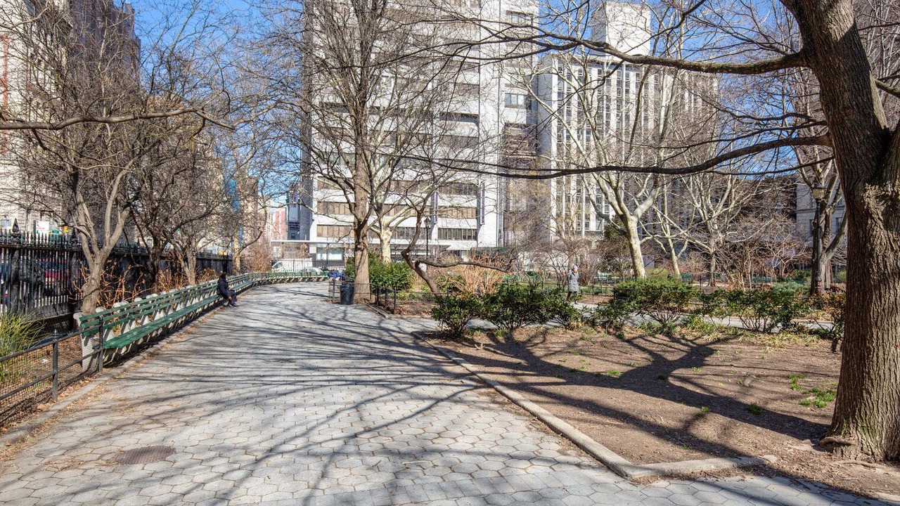 Photo of Outdoor in Peter Cooper Village