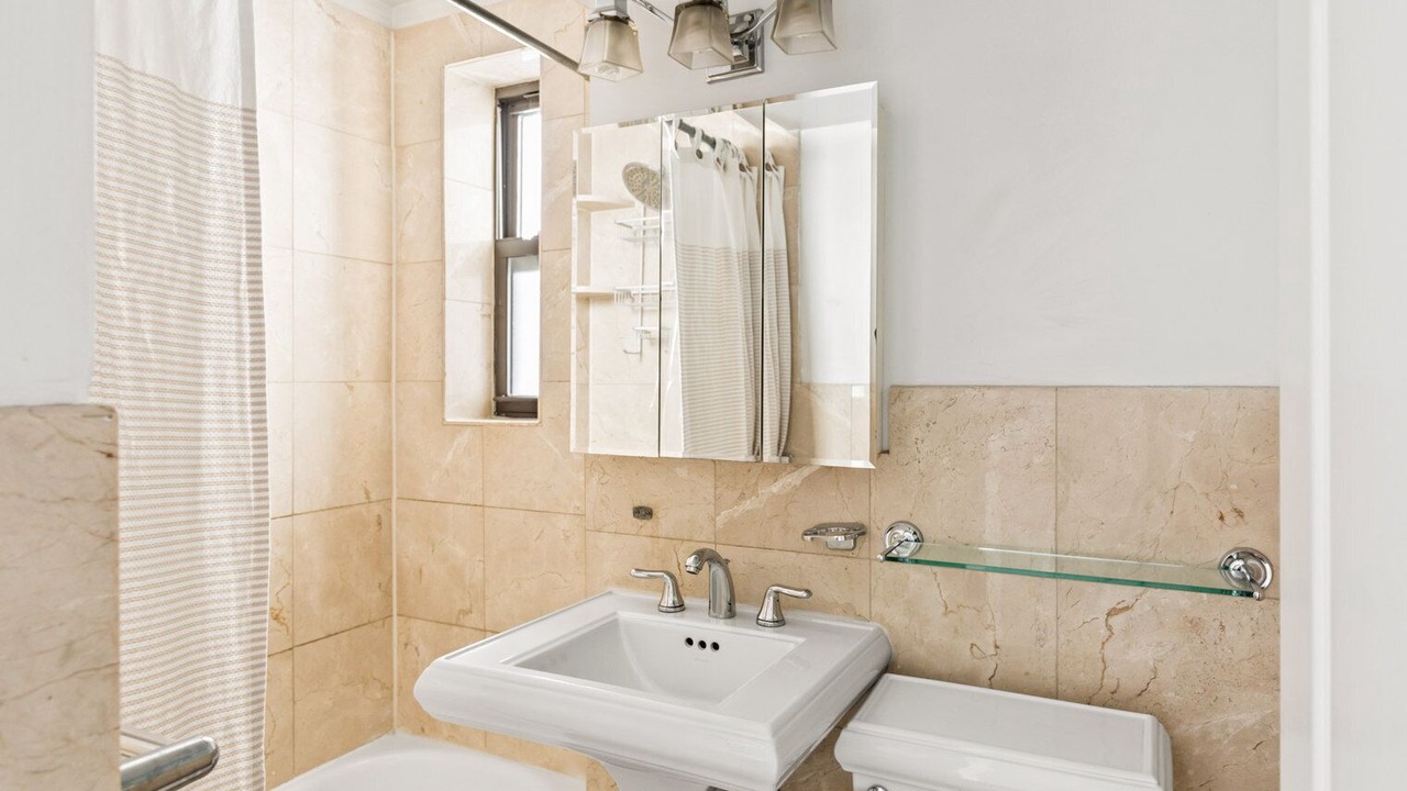 Photo of Bathroom in Peter Cooper Village
