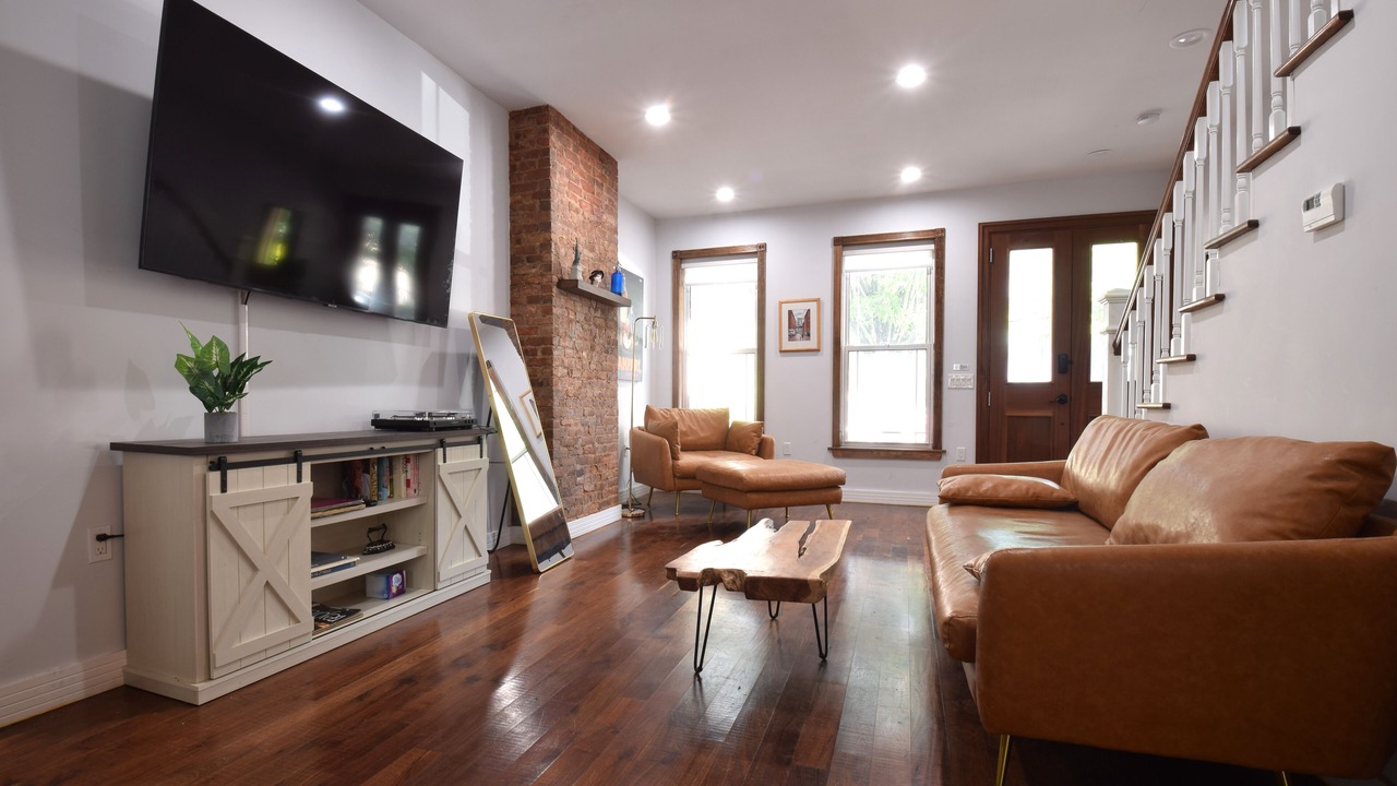 Photo of Livingroom in Bushwick