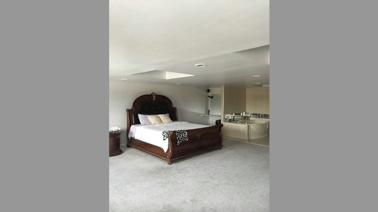 Photo of Bedroom in Marine Park