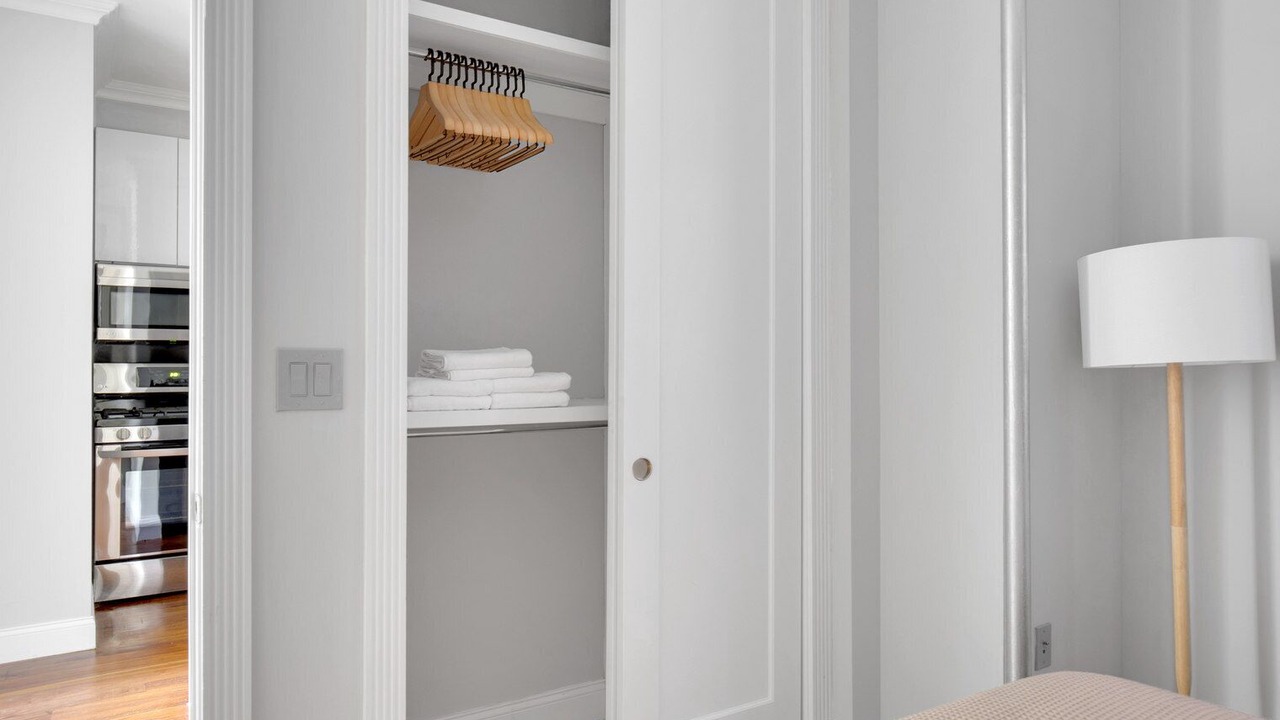 Photo of Bedroom in Sutton Place