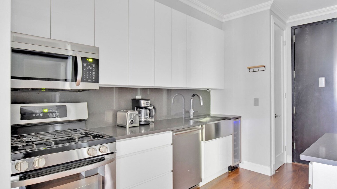 Photo of Kitchen in Sutton Place