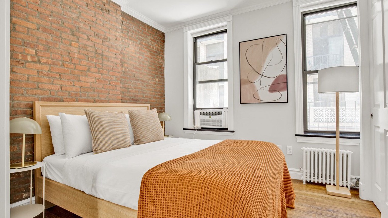 Photo of Bedroom in Peter Cooper Village