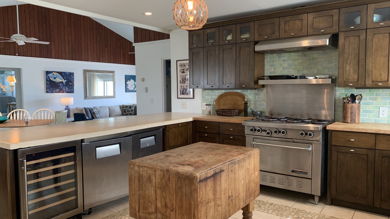 Photo of Kitchen in Treasure Cay