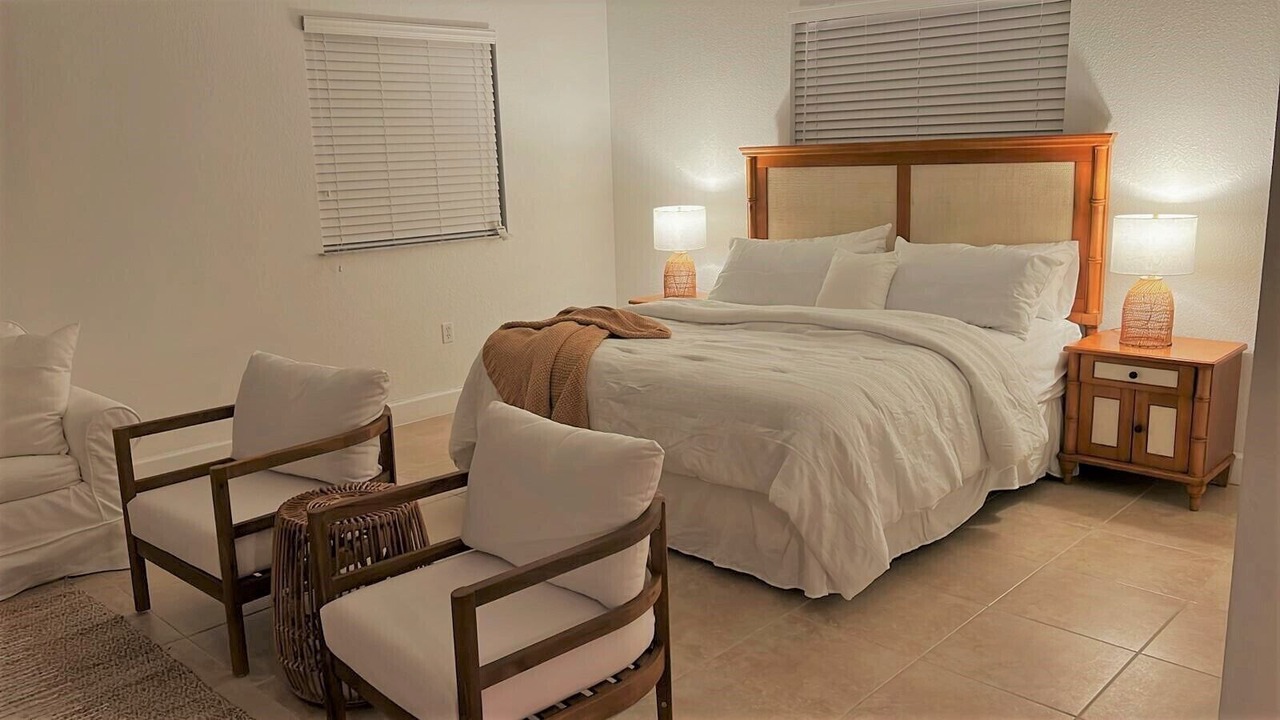Photo of Bedroom in Alice Town