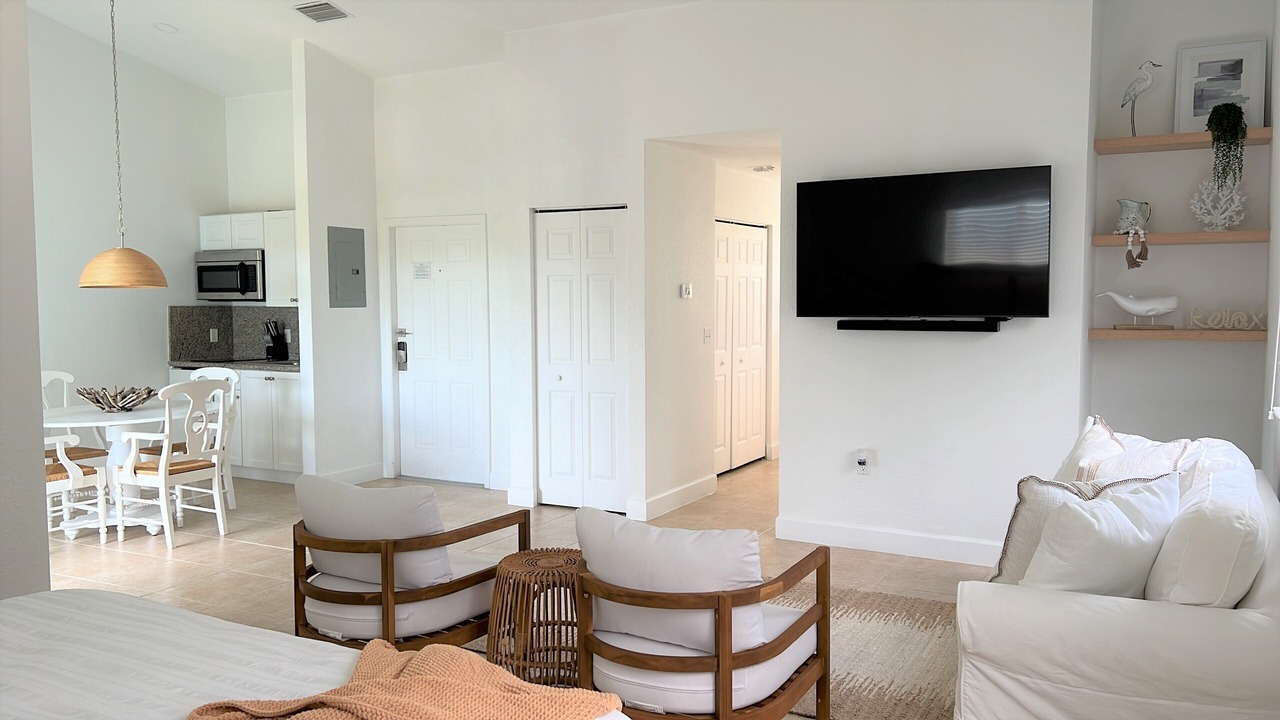 Photo of Bedroom in Alice Town