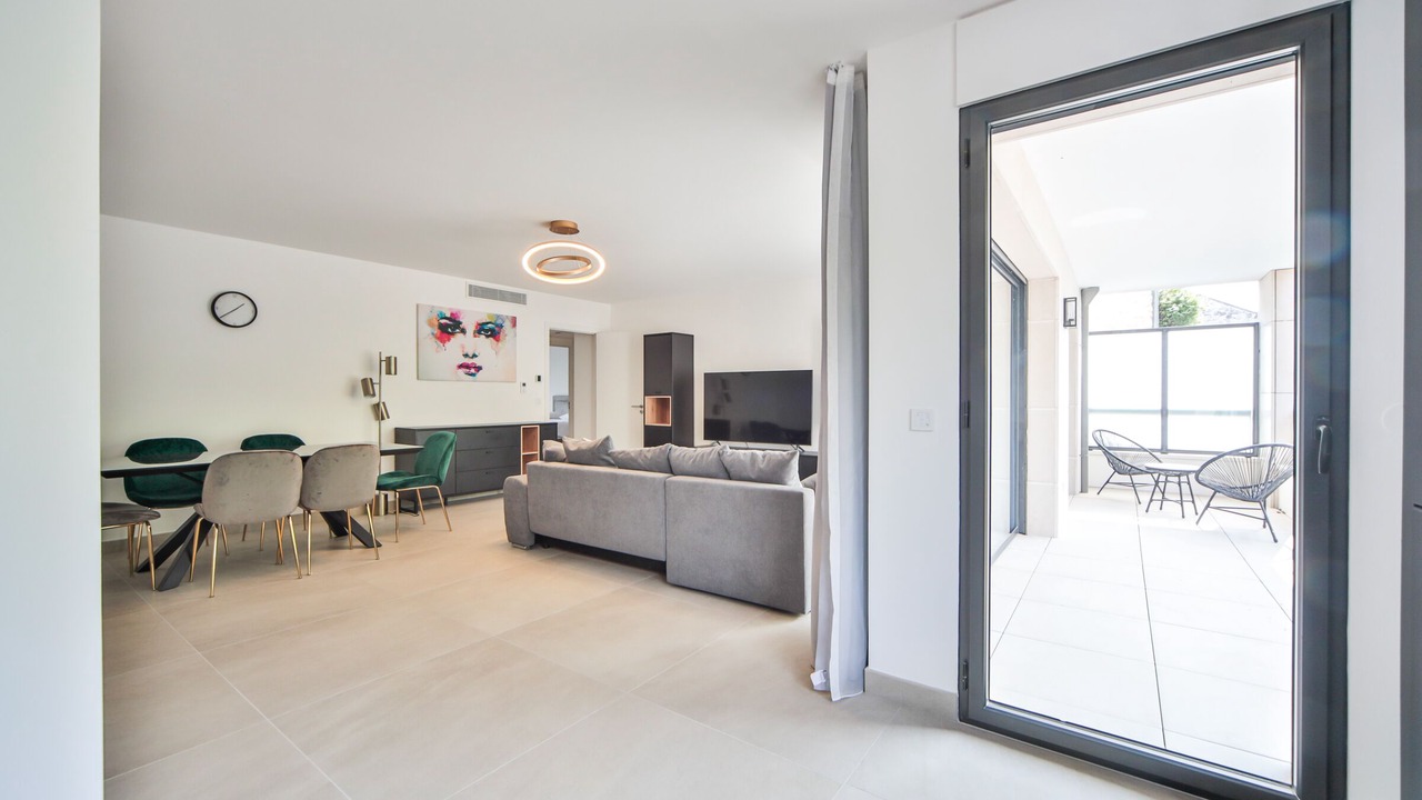 Photo of Livingroom in La Varenne Saint-Hilaire