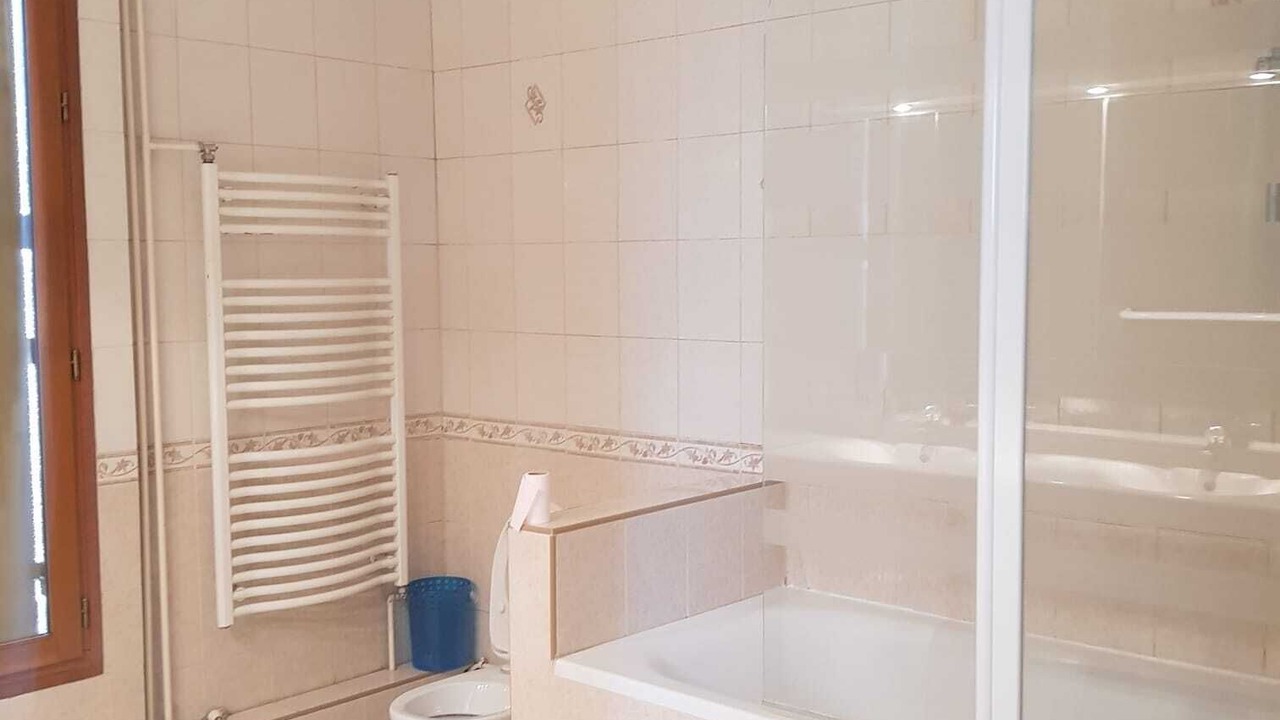 Photo of Bathroom in Pierrefitte-sur-Seine