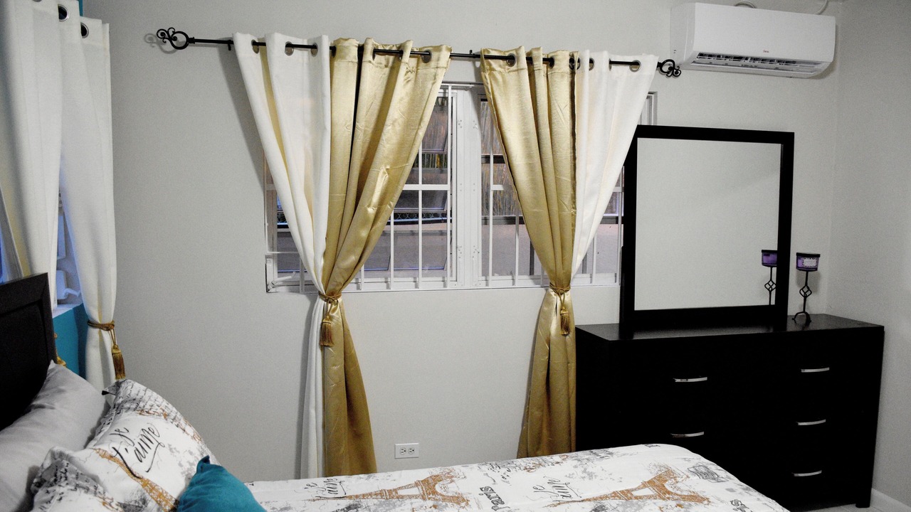Photo of Bedroom in Nassau