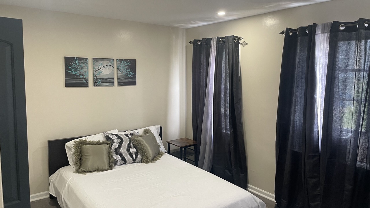 Photo of Bedroom in Canarsie
