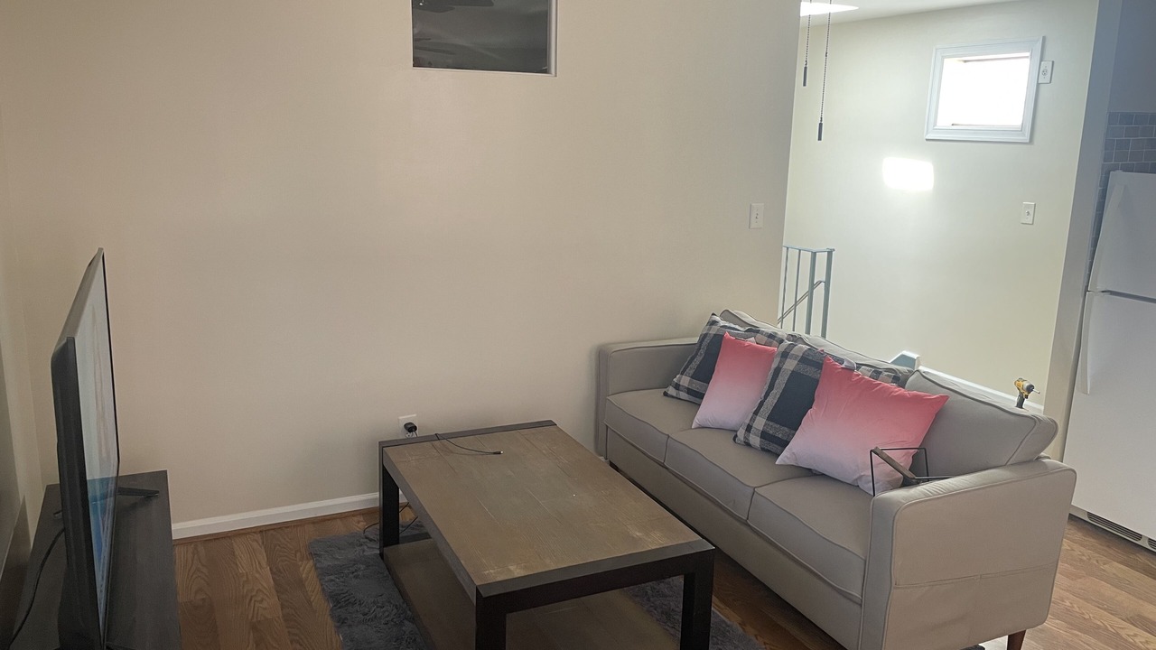 Photo of Livingroom in Canarsie
