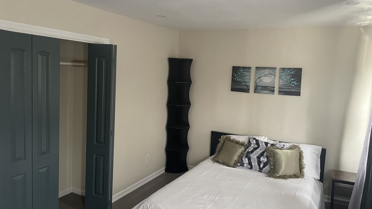 Photo of Bedroom in Canarsie