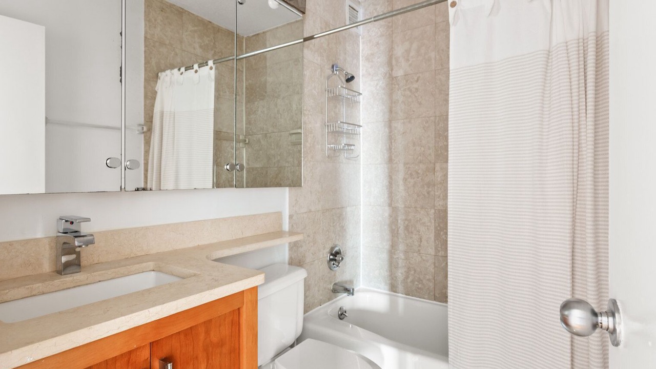 Photo of Bathroom in Kips Bay