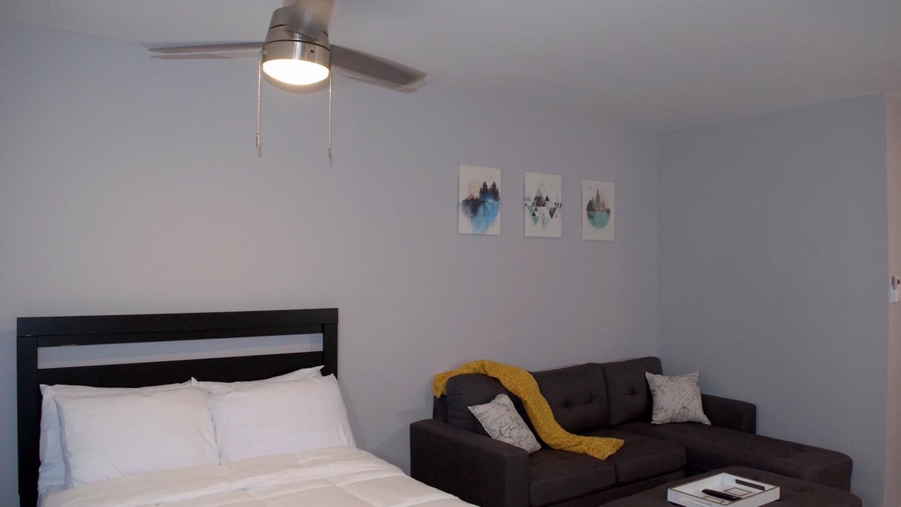 Photo of Bedroom in Downtown