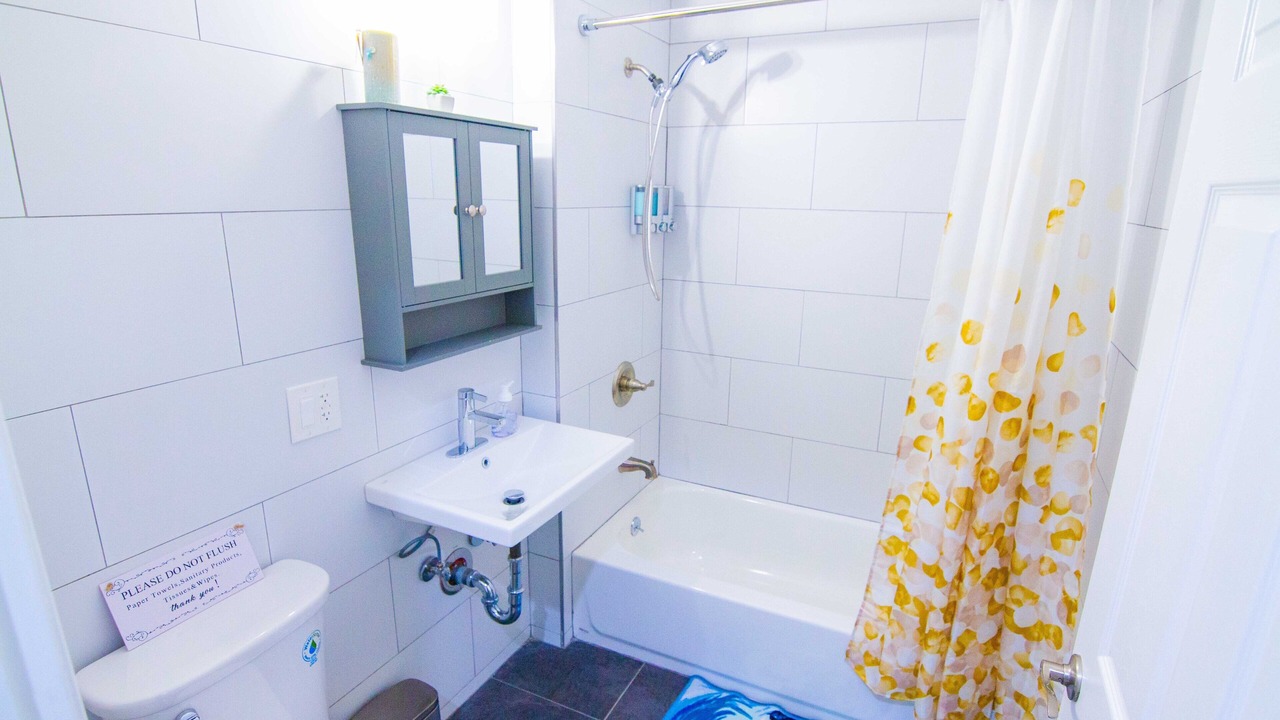 Photo of Bathroom in East New York
