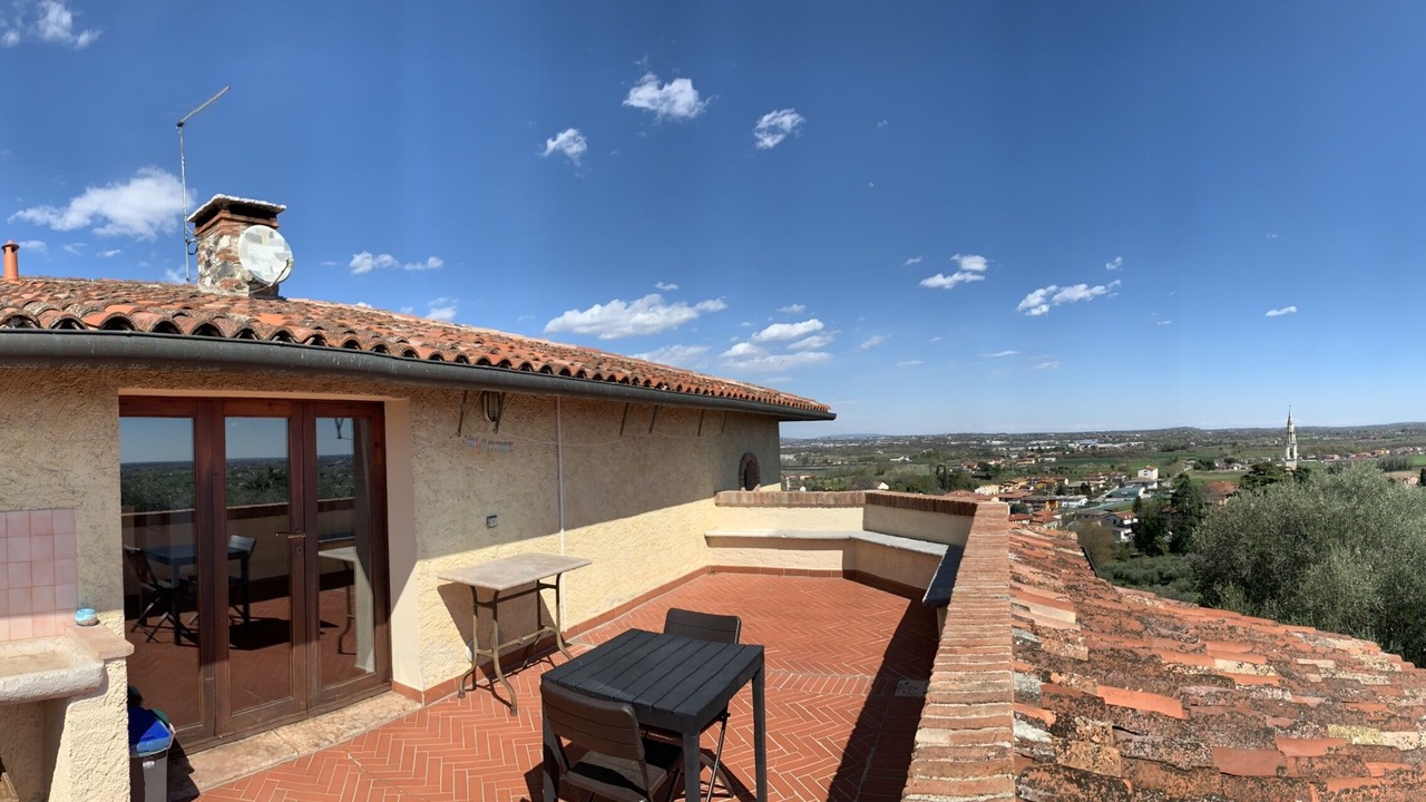 Photo of Patio Balcony in Mason Vicentino