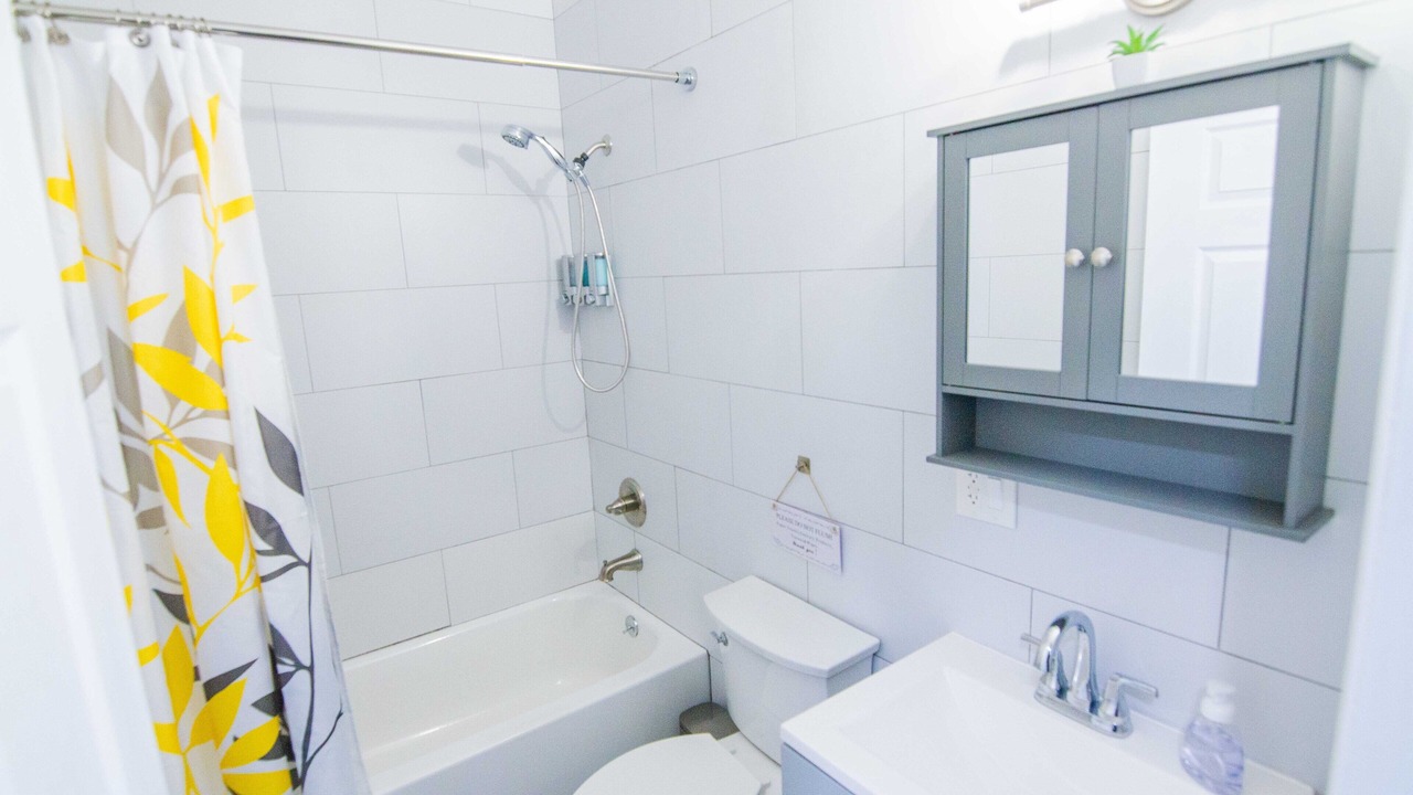 Photo of Bathroom in East New York