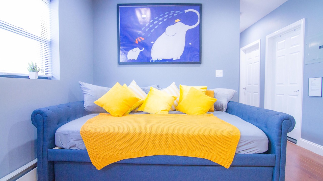 Photo of Livingroom in East New York