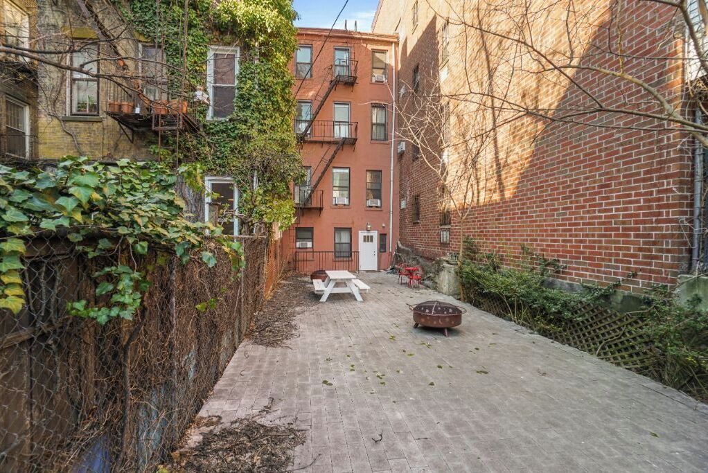 Photo of Outdoor in Williamsburg