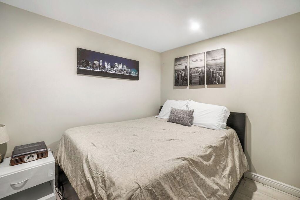 Photo of Bedroom in Williamsburg