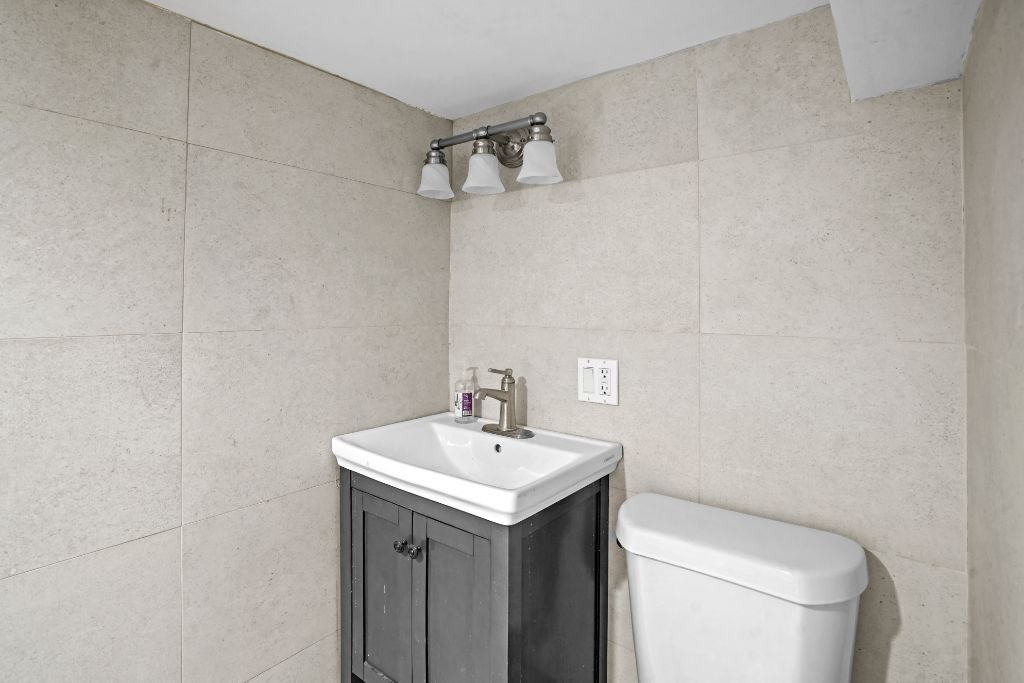 Photo of Bathroom in Williamsburg