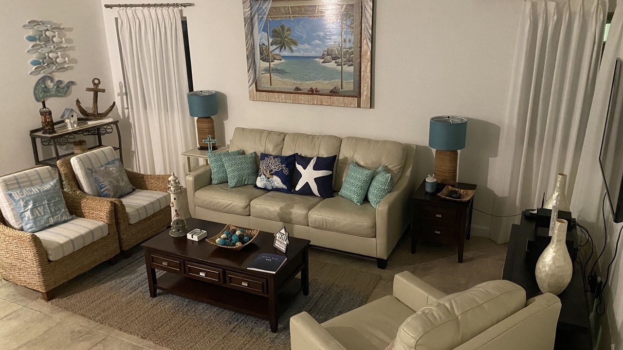 Photo of Livingroom in Alice Town