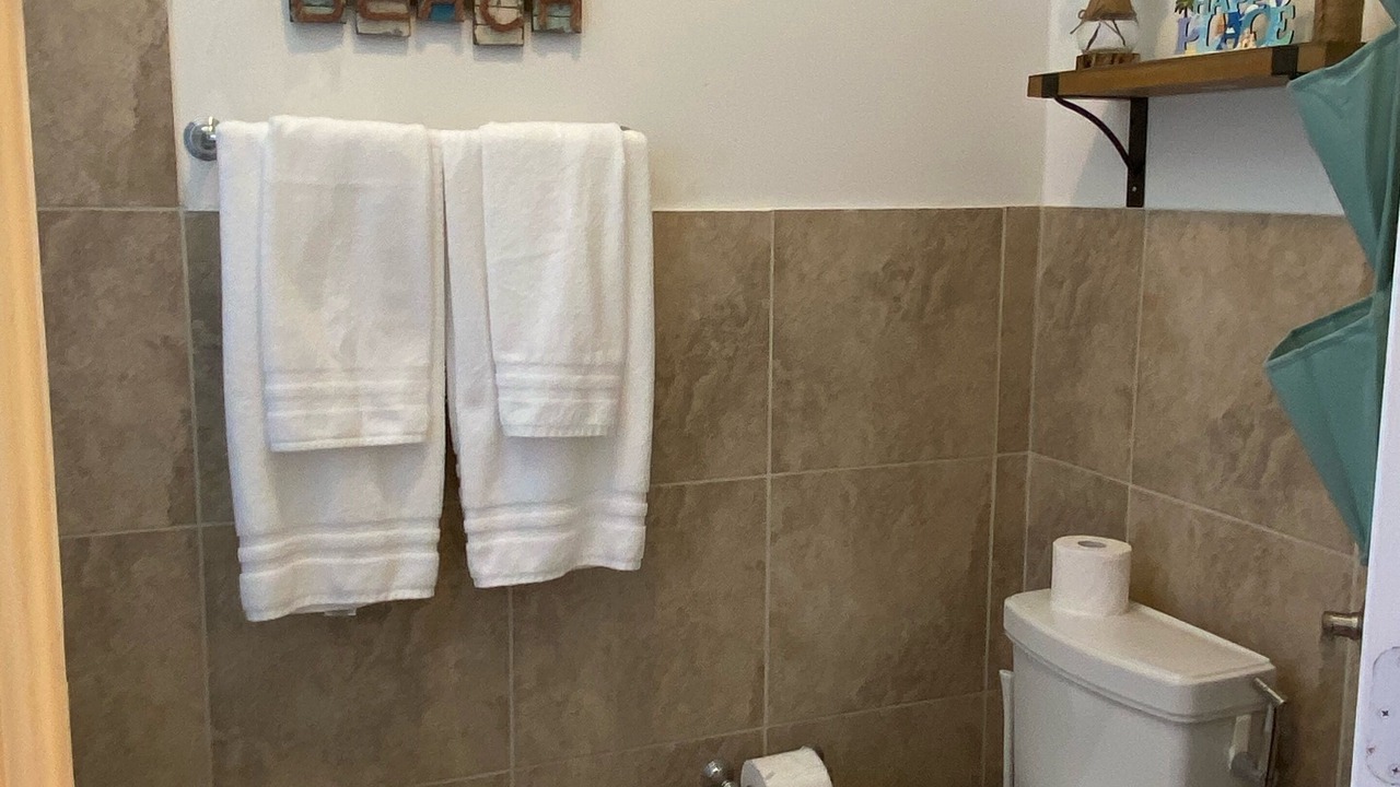 Photo of Bathroom in Alice Town