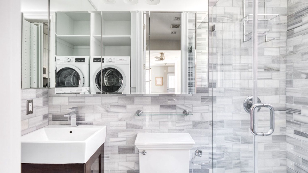 Photo of Bathroom in Peter Cooper Village