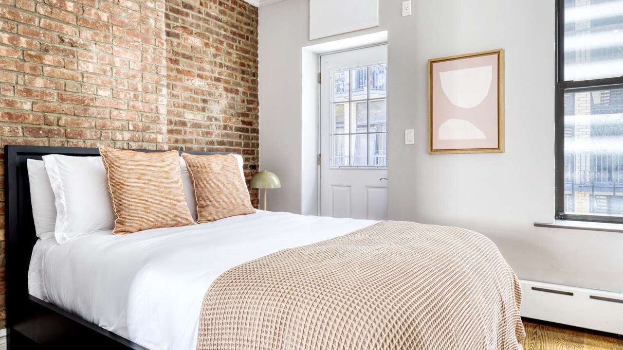 Photo of Bedroom in Peter Cooper Village