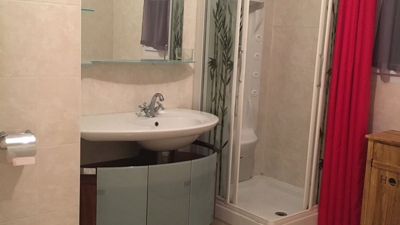 Photo of Bathroom in Bailly-Romainvilliers