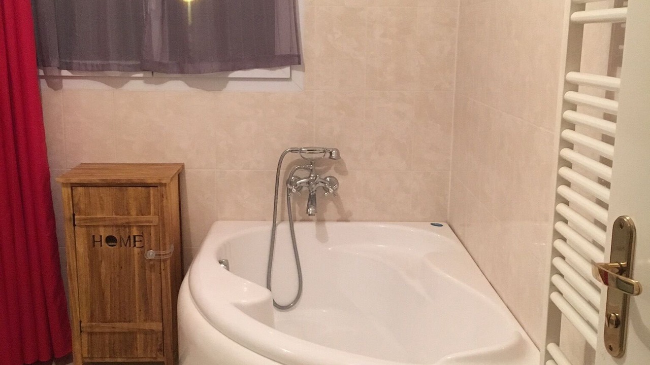 Photo of Bathroom in Bailly-Romainvilliers