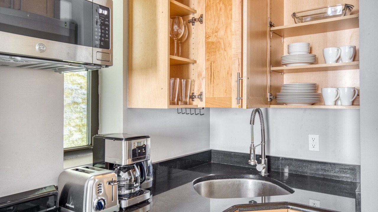 Photo of Kitchen in Peter Cooper Village