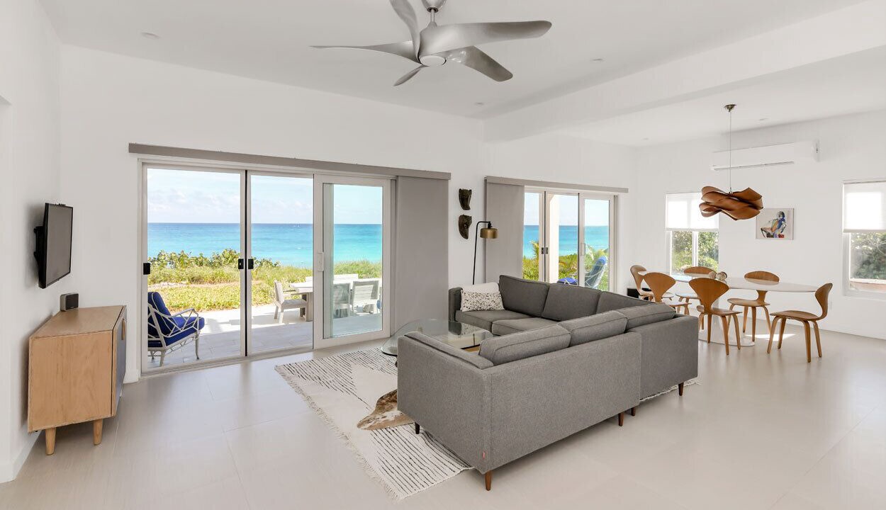Photo of Livingroom in Farmer's Hill
