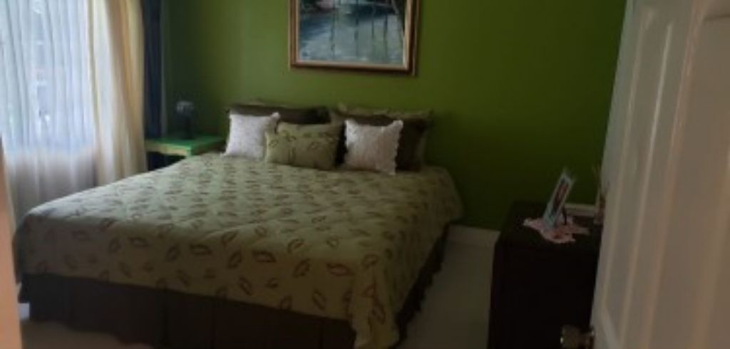 Photo of Bedroom in Eastwood Park