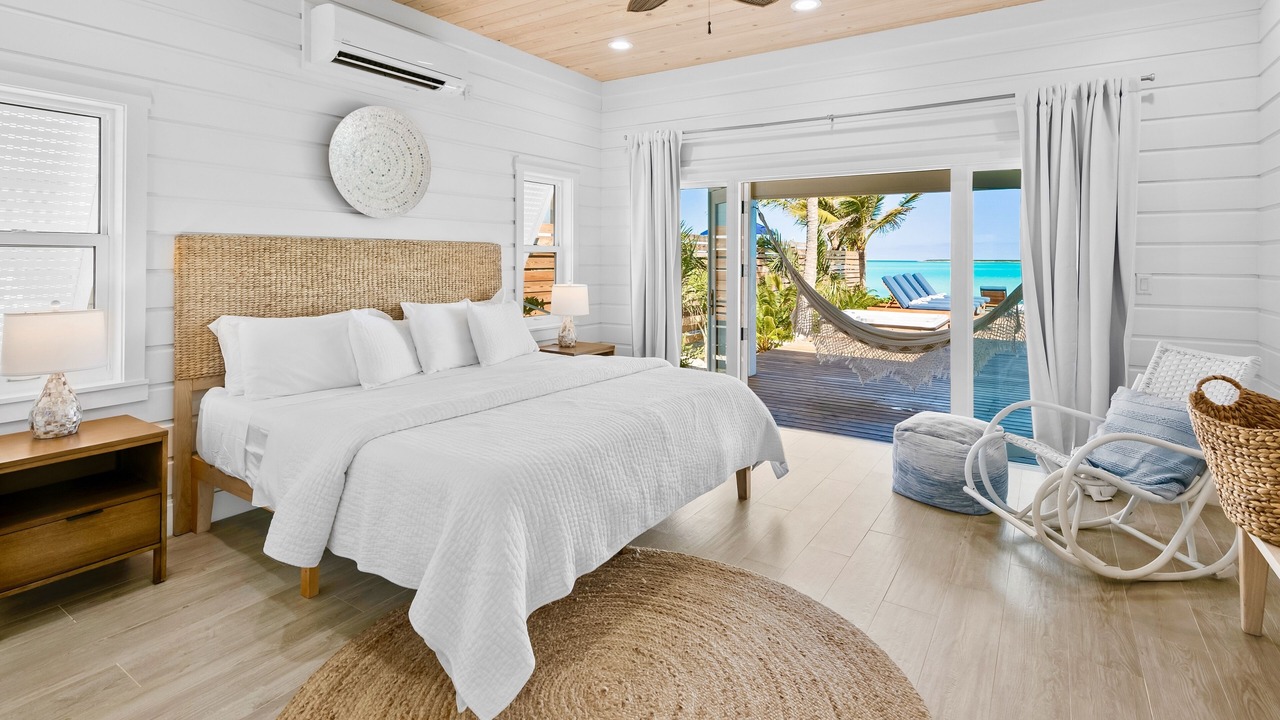 Photo of Bedroom in Tar Bay