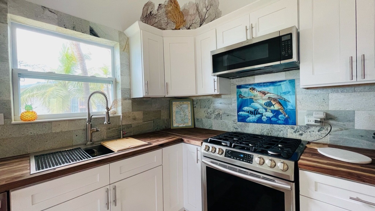 Photo of Kitchen in Gregory Town