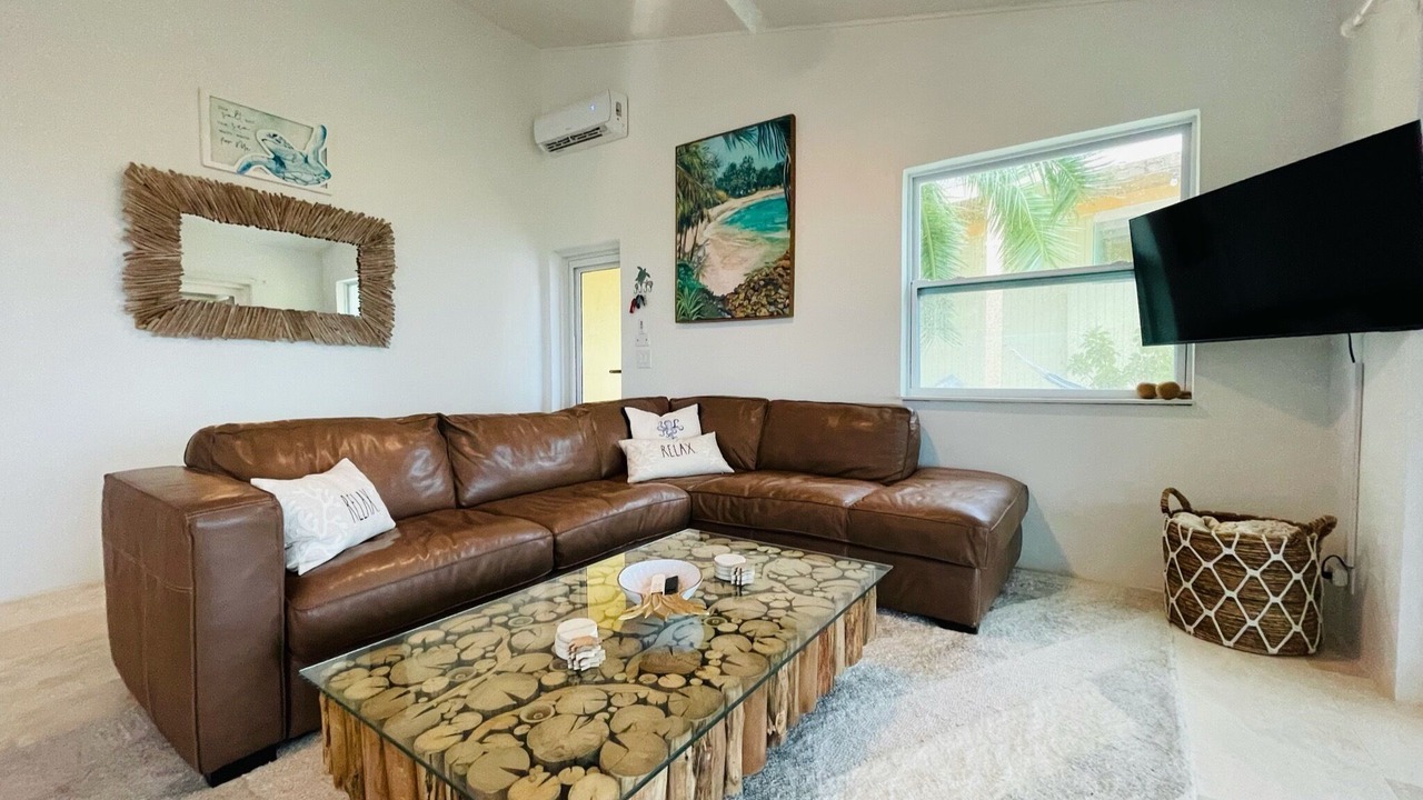 Photo of Livingroom in Gregory Town