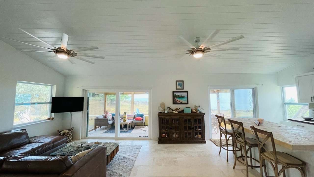 Photo of Livingroom in Gregory Town
