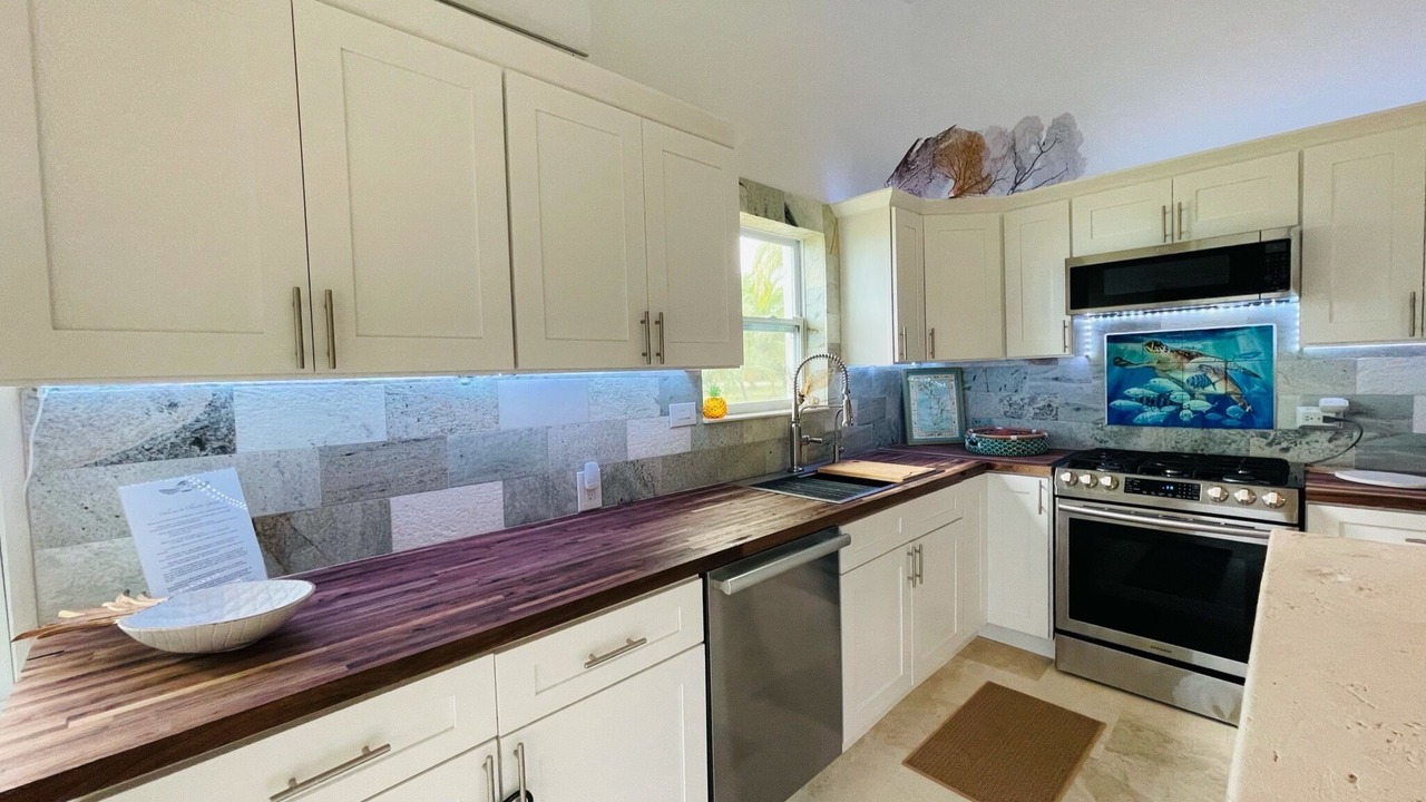 Photo of Kitchen in Gregory Town