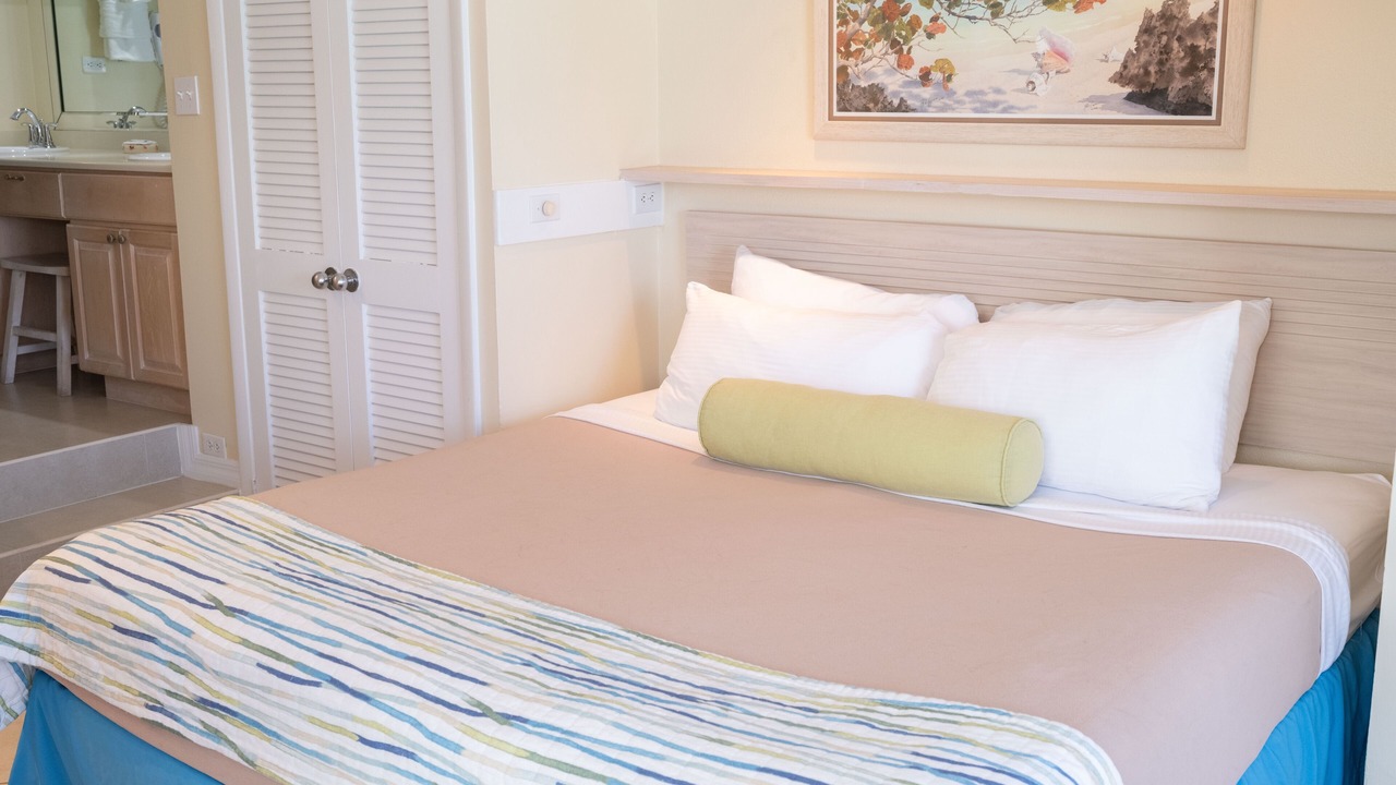 Photo of Bedroom in Paradise Island