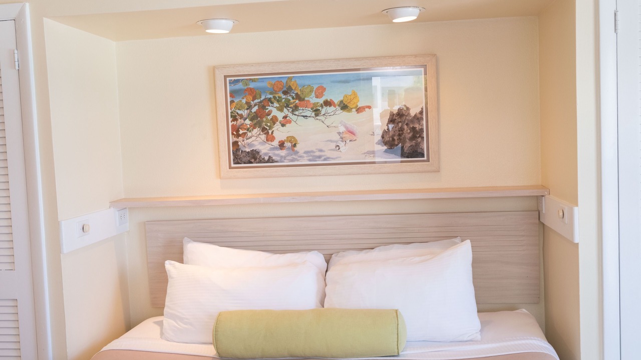 Photo of Bedroom in Paradise Island