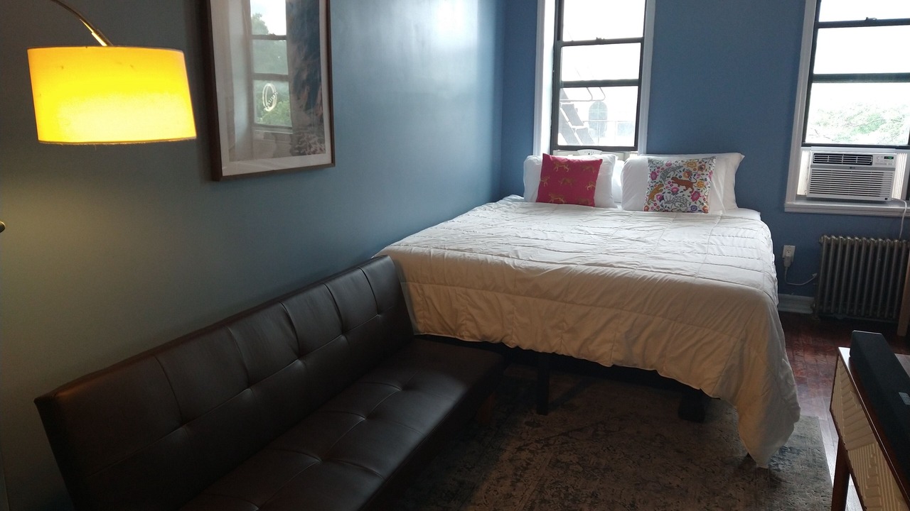 Photo of Bedroom in Highbridge
