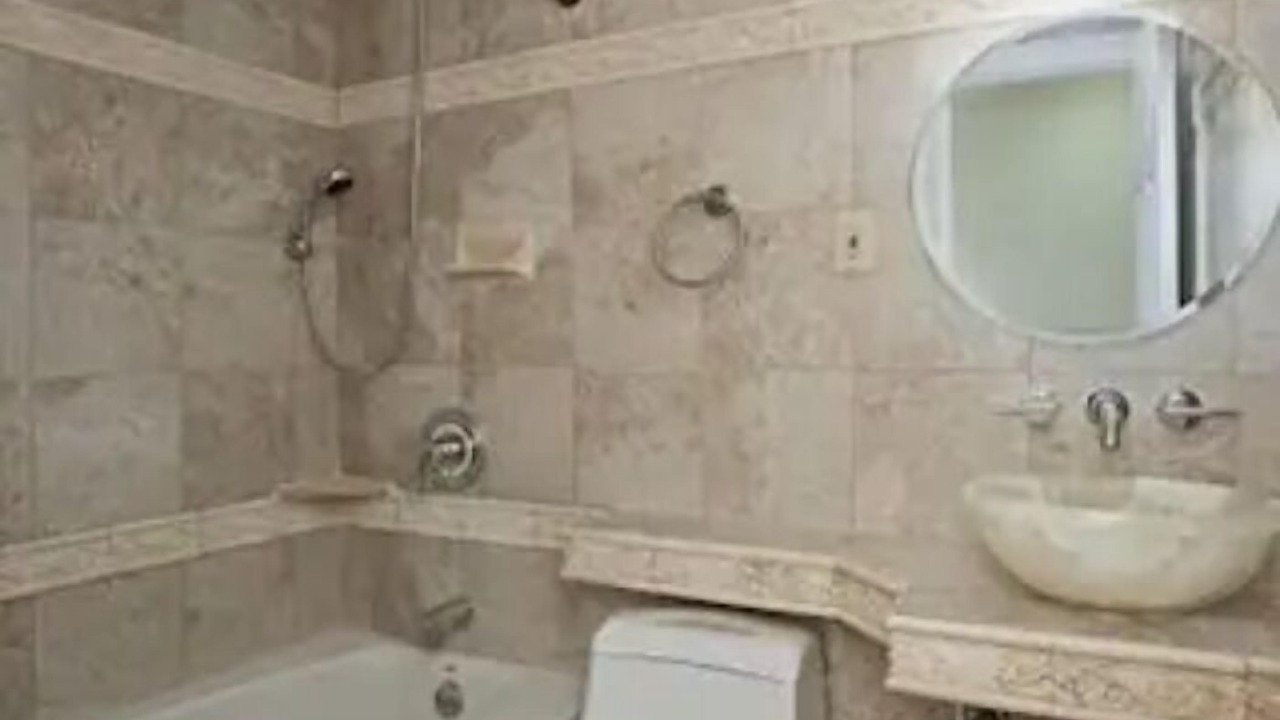 Photo of Bathroom in Highbridge
