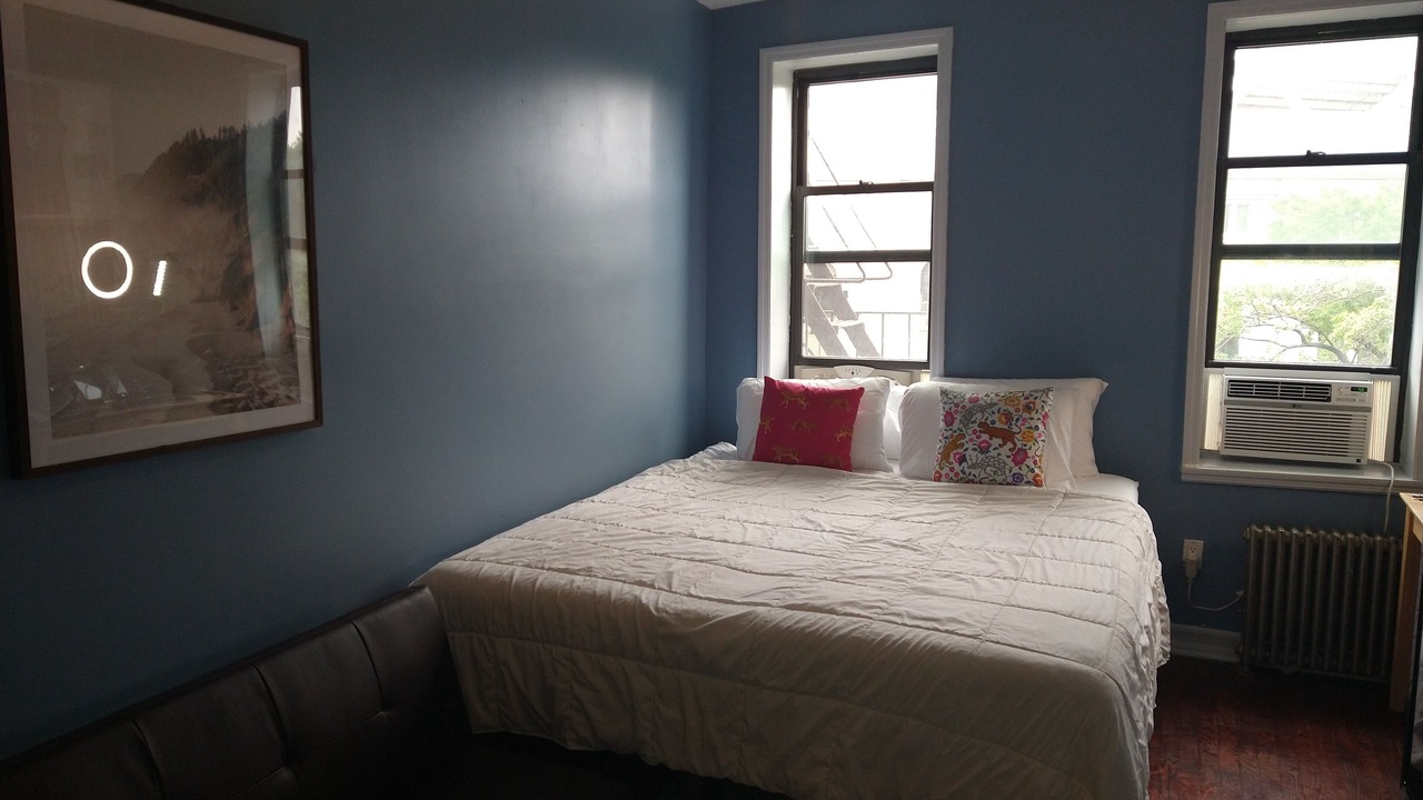 Photo of Bedroom in Highbridge