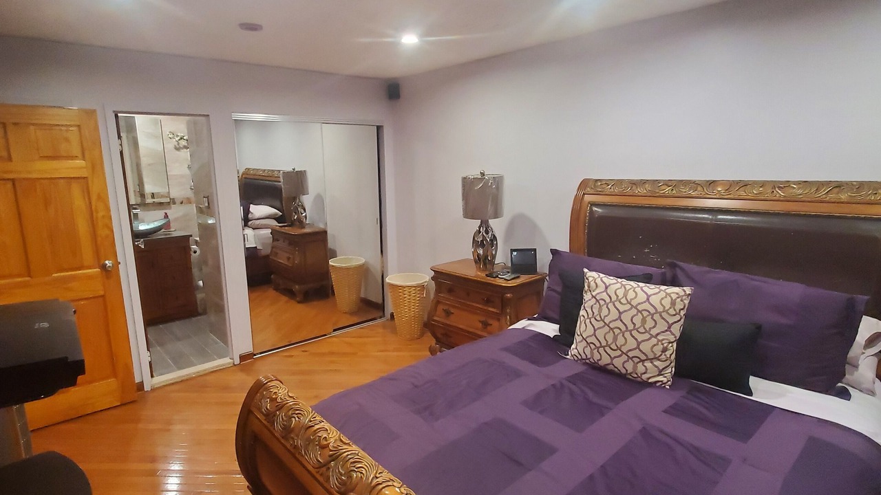 Photo of Bedroom in Flatlands